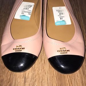 NWT Coach flats